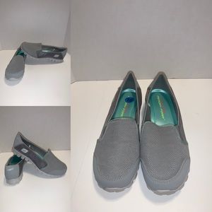 NWT Skechers Sneakers  New